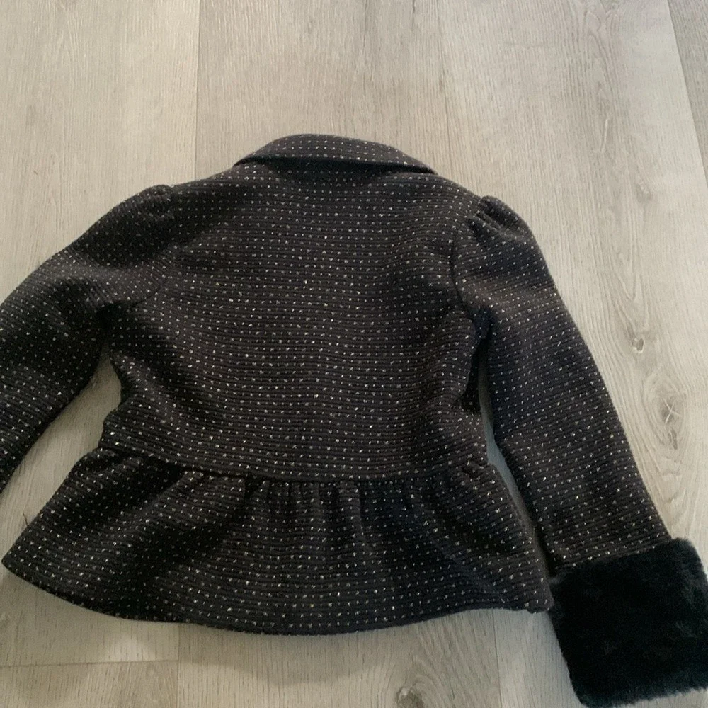 Janie and Jack Girls Black Gold Metallic Peplum Blazer Faux Fur Cuffs Size 5‎